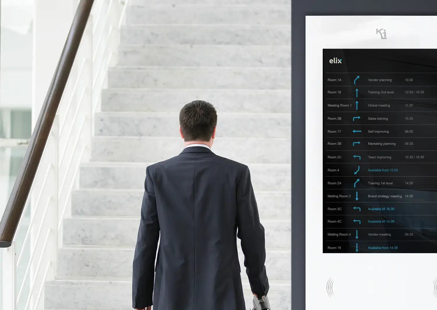 segnaletica direzionale su totem digitale